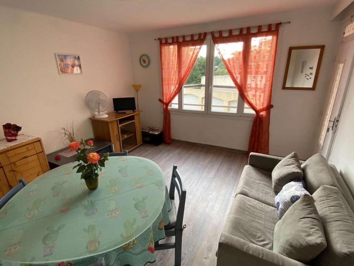 3 Pieces, 6 Couchages, Parking, Proche Et Commerces, - Fr-1-226a-152 Appartement