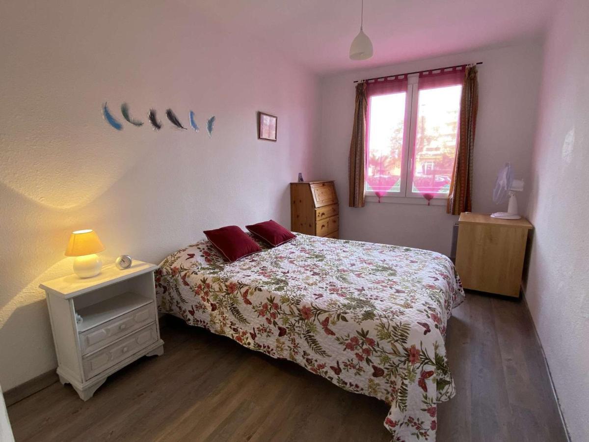 Appartement 3 Pieces, 6 Couchages, Parking, Proche Et Commerces, - Fr-1-226a-152 *